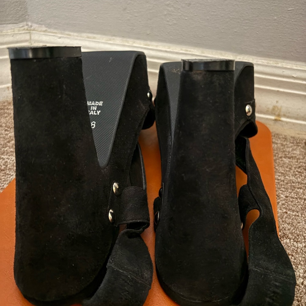 Stephane Kelian Black Platform Sandals with Metallic Accents - Picture 11 of 12